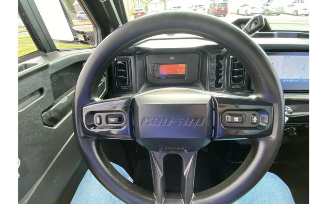 2026 DEFENDER LIMITED HD11 - Can-Am