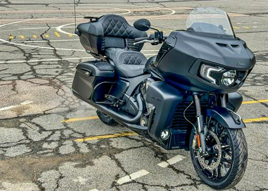 2024 Indian Motorcycle Pursuit® Dark Horse® with PowerBand Audio Package