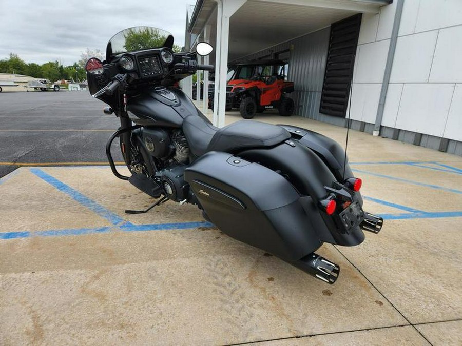 2020 Indian Motorcycle® Chieftain® Dark Horse® Thunder Black Smoke