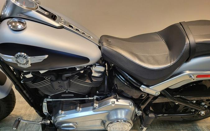 2020 Harley-Davidson Fat Boy 114 Brilliant Silver Denim & Black Denim FLFBS