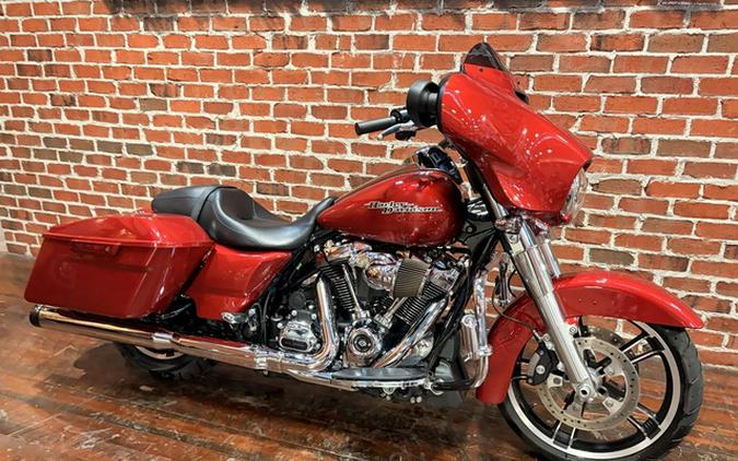 2018 Harley-Davidson FLHX - Street Glide