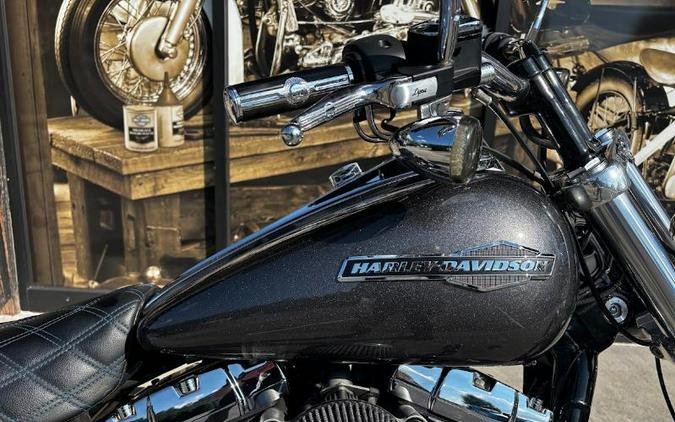 2010 Harley-Davidson DYNA WIDE GLIDE