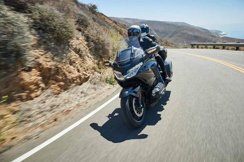 2021 Honda Gold Wing Tour DCT MC Commute Review