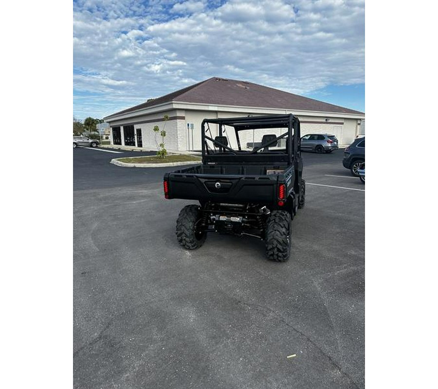 2024 Can-Am® Defender MAX DPS HD10