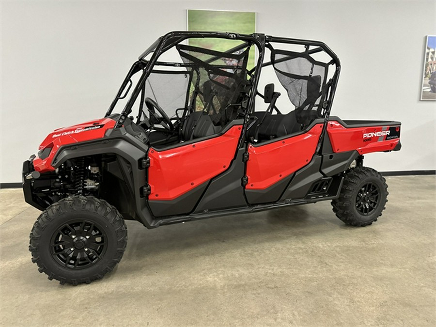 2024 Honda Pioneer 1000-6 Deluxe Crew