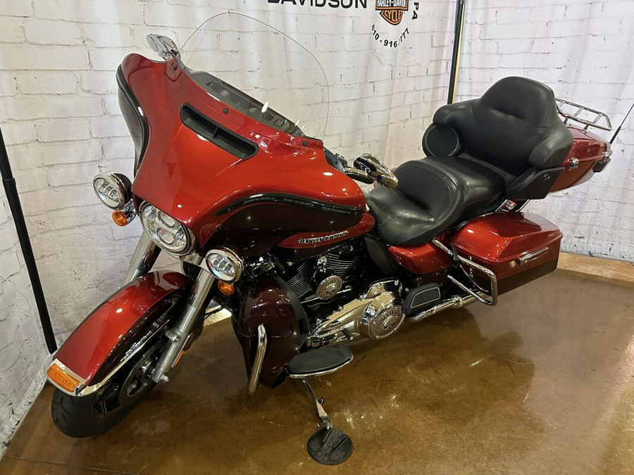 2019 Harley-Davidson Ultra Limited FLHTK Wicked Red/Twisted Cherry