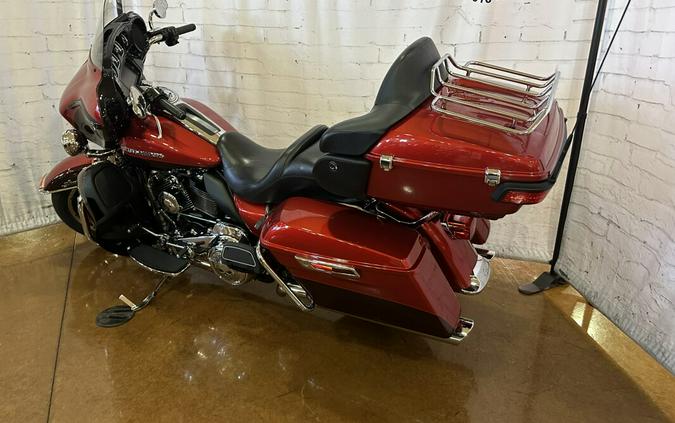 2019 Harley-Davidson Ultra Limited FLHTK Wicked Red/Twisted Cherry