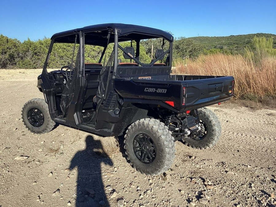 2026 Can-Am Defender MAX Lone Star HD11