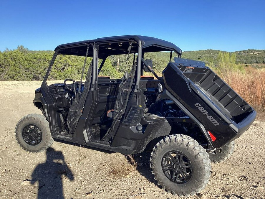 2026 Can-Am Defender MAX Lone Star HD11