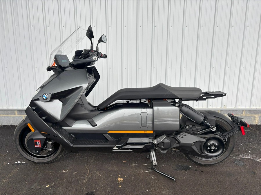 2023 BMW CE 04