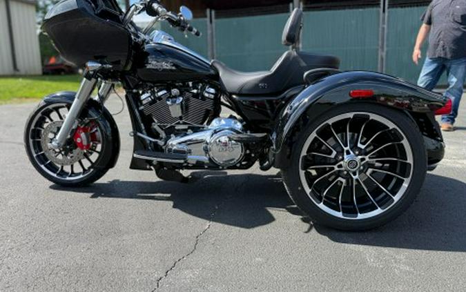 2025 Harley-Davidson Road Glide® 3