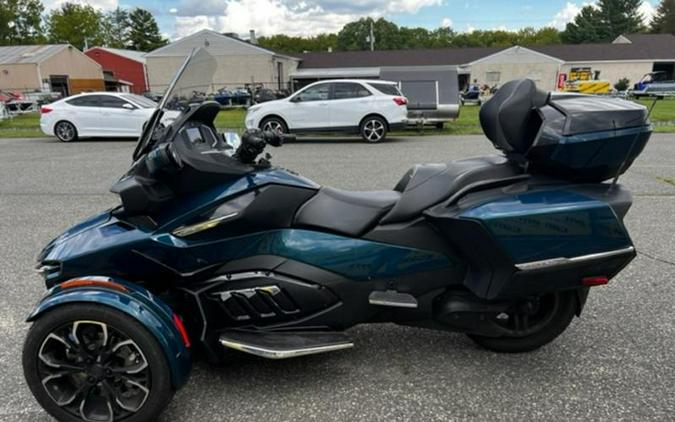 2020 Can-Am® Spyder® RT Limited Chrome