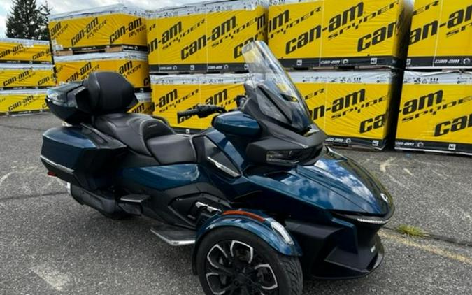 2020 Can-Am® Spyder® RT Limited Chrome