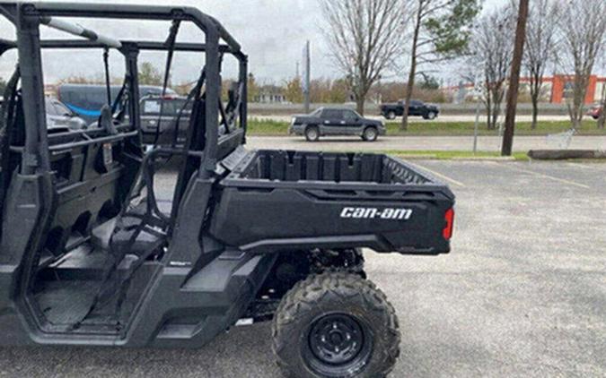 2023 Can-Am® Defender MAX HD7