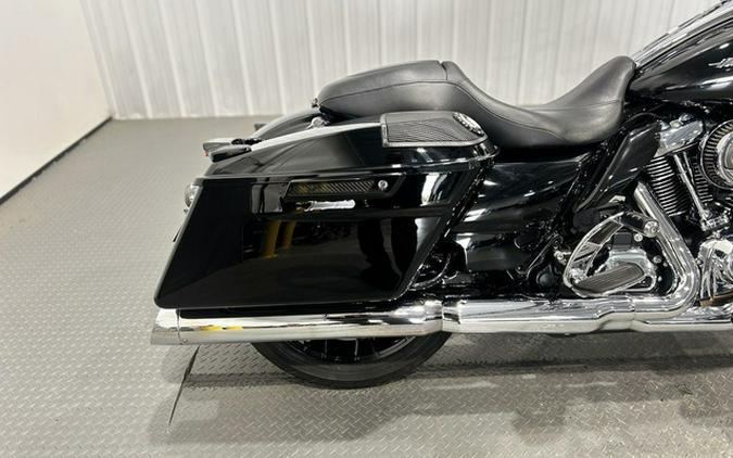 2017 Harley-Davidson FLTRXS - Road Glide Special