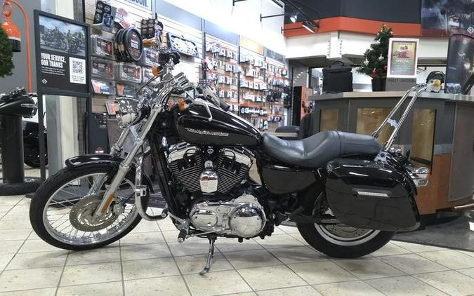 2004 Harley-Davidson® XL1200C - Sportster® Custom 1200