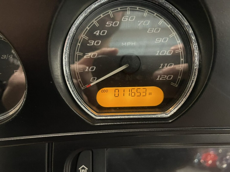 2015 Harley-Davidson® Tri Glide® Ultra mysterious red