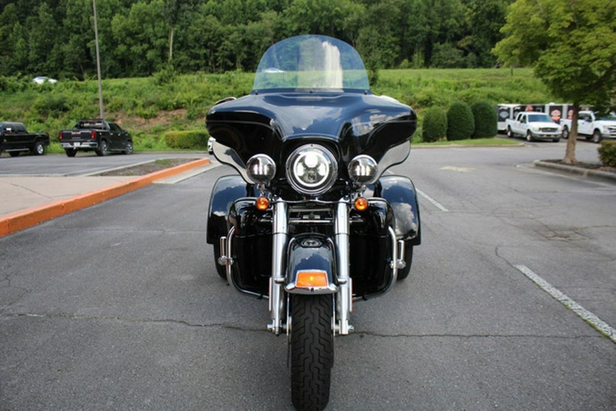 2013 Harley-Davidson Trike FLHTCUTG - Tri Glide Ultra Classic