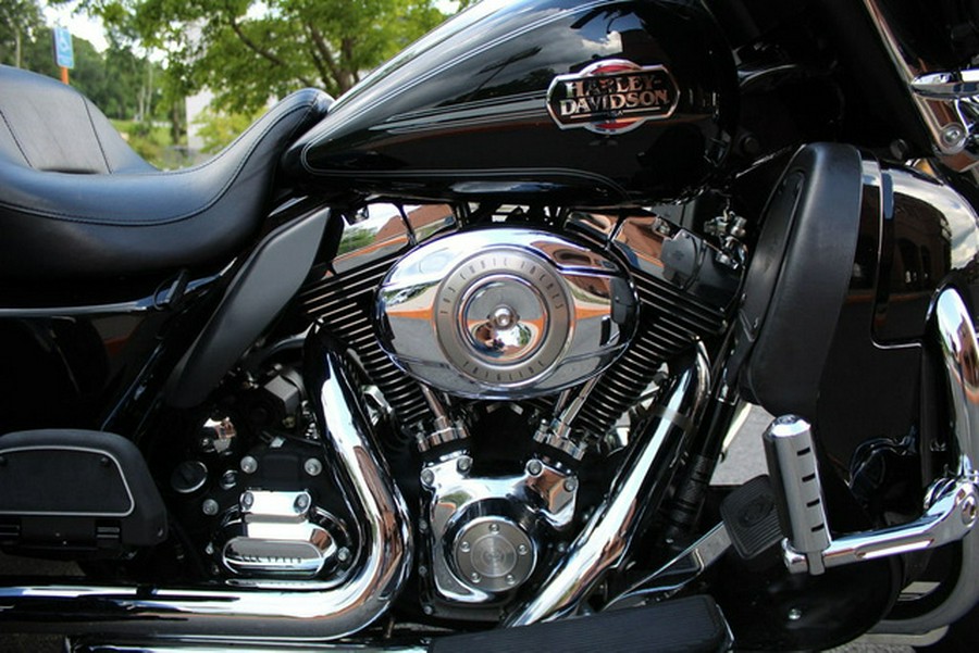 2013 Harley-Davidson Trike FLHTCUTG - Tri Glide Ultra Classic