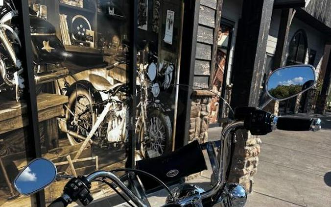 2016 Harley-Davidson HERITAGE SOFTAIL CLASSIC