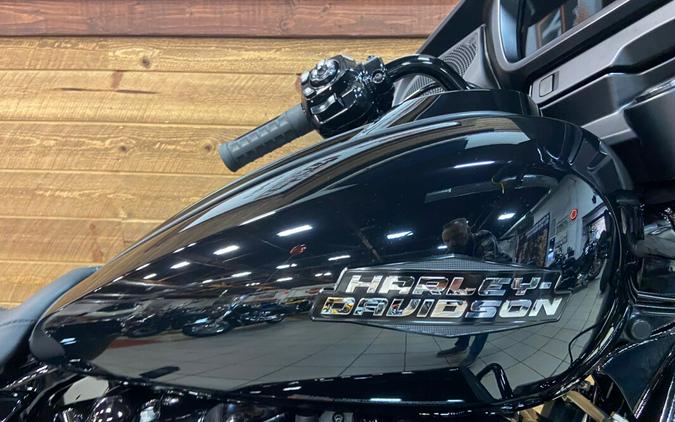 2024 Harley-Davidson® Street Glide® Vivid Black FLHX