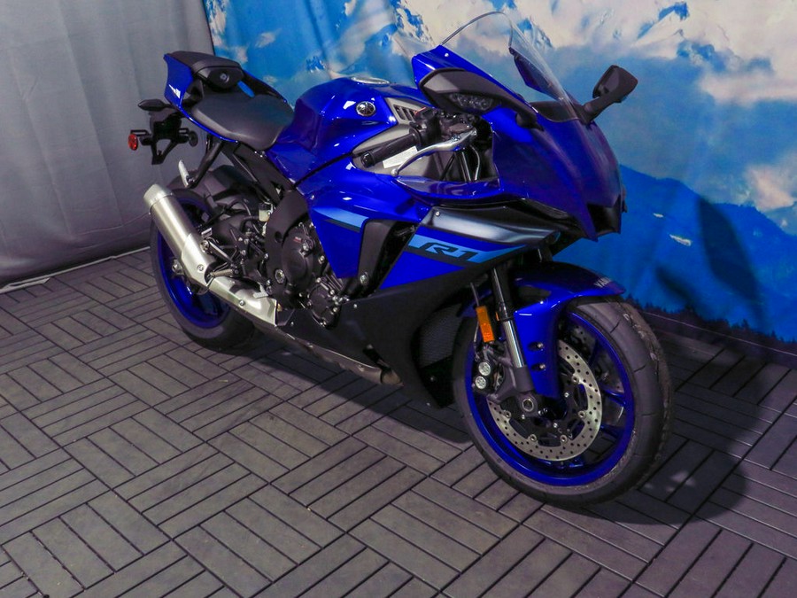 2024 Yamaha YZF-R1