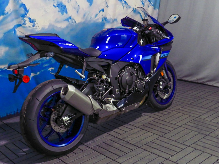 2024 Yamaha YZF-R1