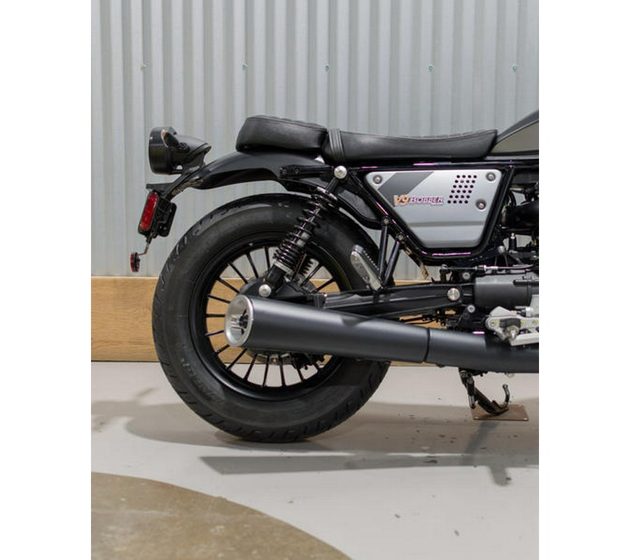 2024 Moto Guzzi V9 Bobber