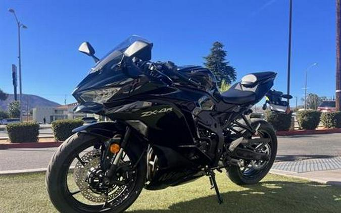 2025 Kawasaki Ninja® ZX™-4R ABS