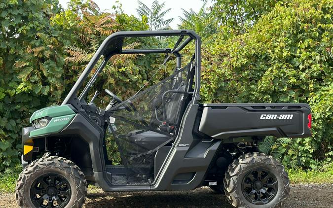 2025 Can-Am Defender DPS HD7