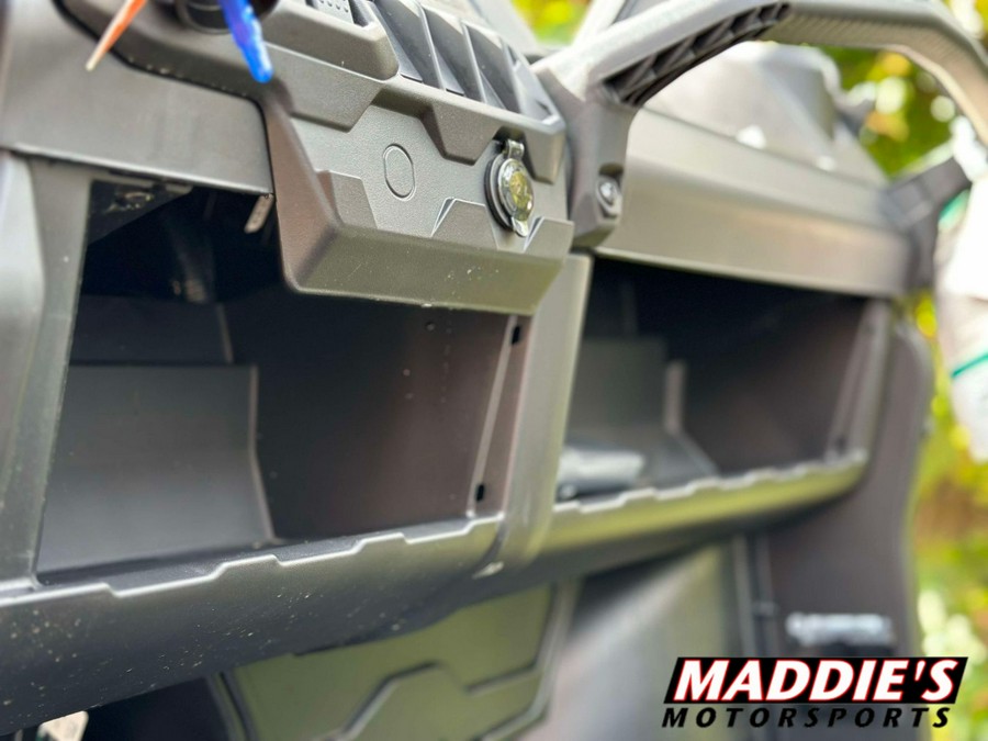 2025 Can-Am Defender DPS HD7