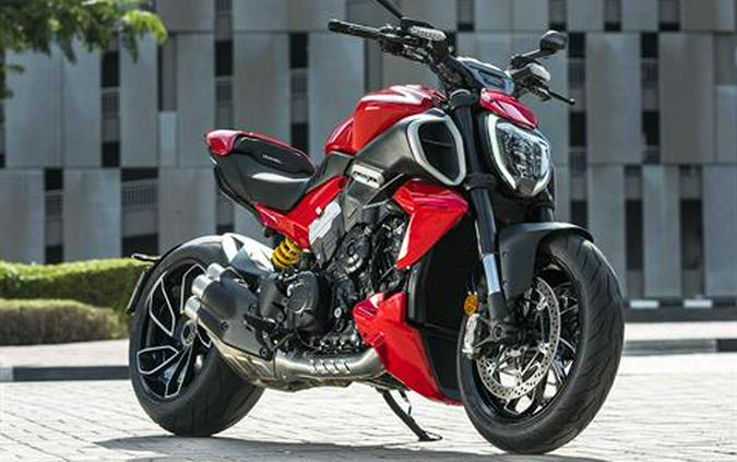2025 Ducati Diavel V4
