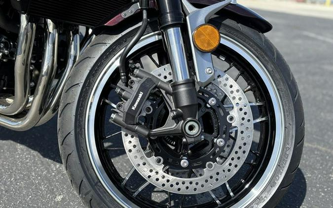 2025 Kawasaki Z900RS ABS