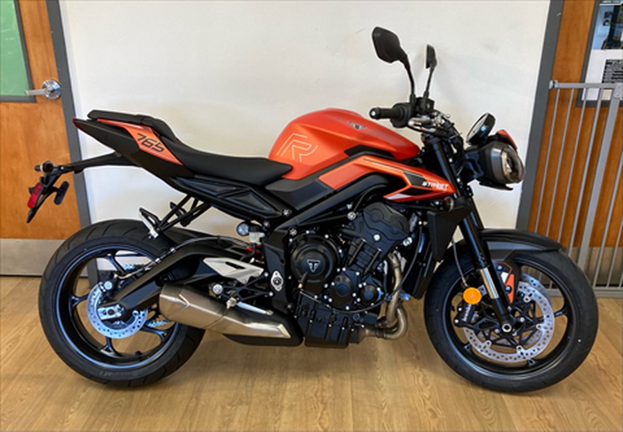 2025 Triumph Street Triple 765 R