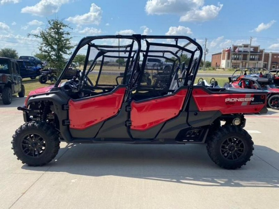 2025 Honda® Pioneer 1000-6 Deluxe Crew