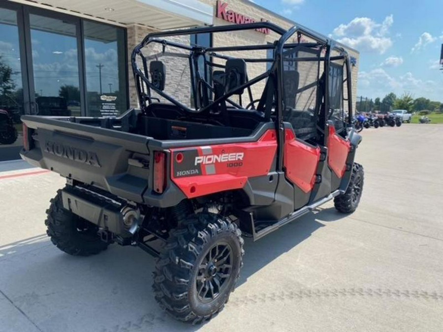 2025 Honda® Pioneer 1000-6 Deluxe Crew