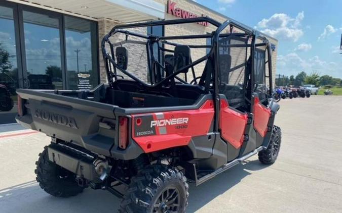2025 Honda® Pioneer 1000-6 Deluxe Crew