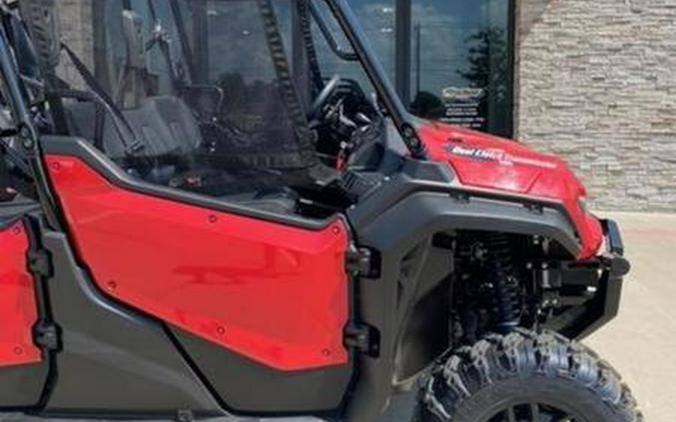 2025 Honda® Pioneer 1000-6 Deluxe Crew