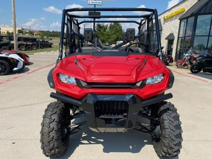 2025 Honda® Pioneer 1000-6 Deluxe Crew