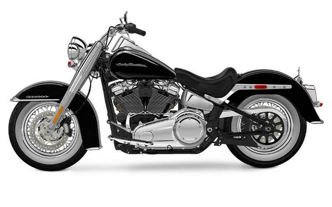 2018 Harley-Davidson Softail® Deluxe 107