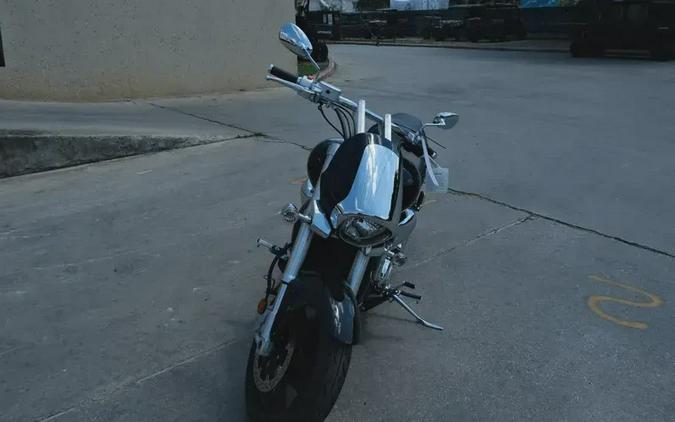 2025 SUZUKI BOULEVARD M109R