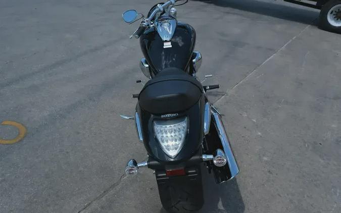 2025 SUZUKI BOULEVARD M109R