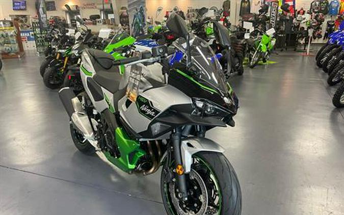 2024 Kawasaki Ninja 7 Hybrid ABS