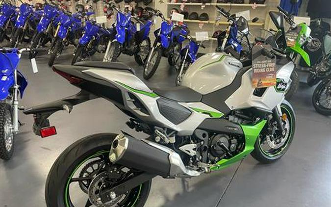 2024 Kawasaki Ninja 7 Hybrid ABS