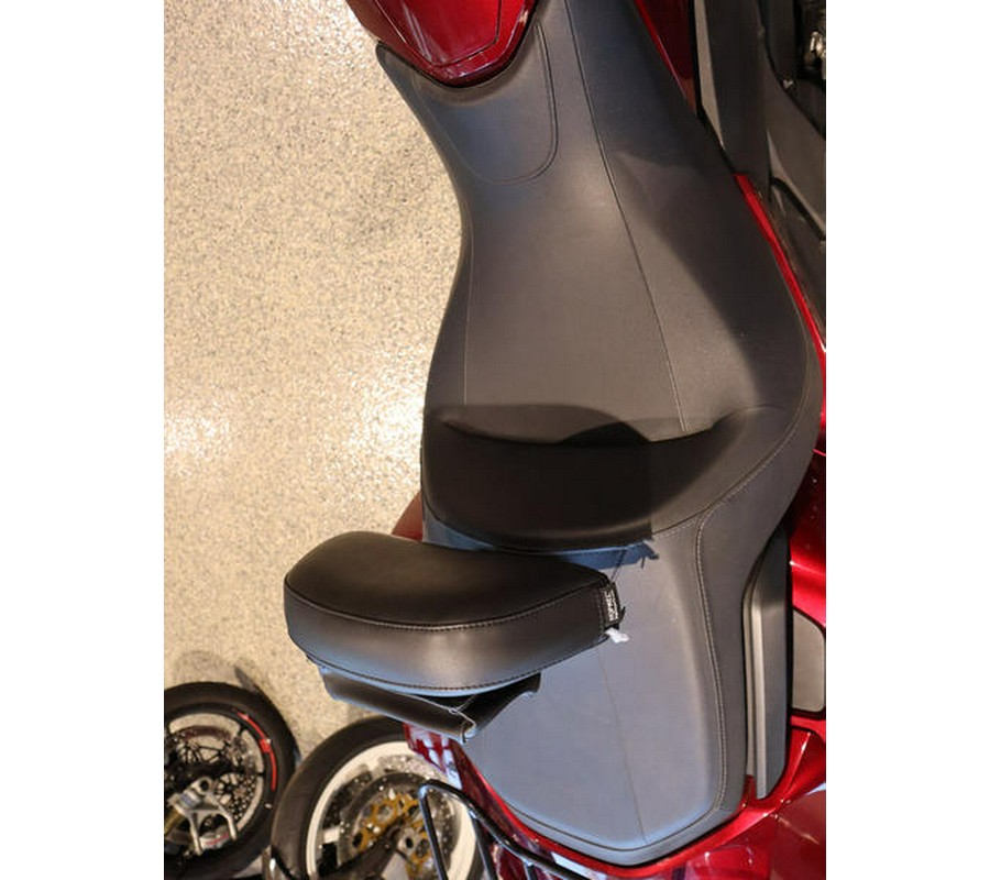 2018 Honda® Gold Wing Candy Ardent Red