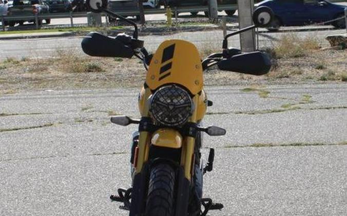 2026 Triumph Scrambler 400 XC Racing Yellow