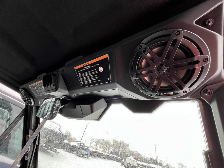 2026 Can-Am® Defender Limited HD11