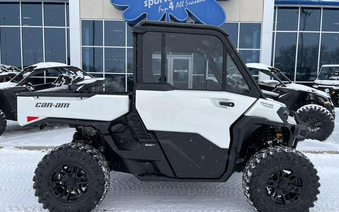 2026 Can-Am® Defender Limited HD11