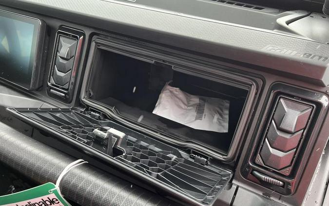 2026 Can-Am® Defender Limited HD11