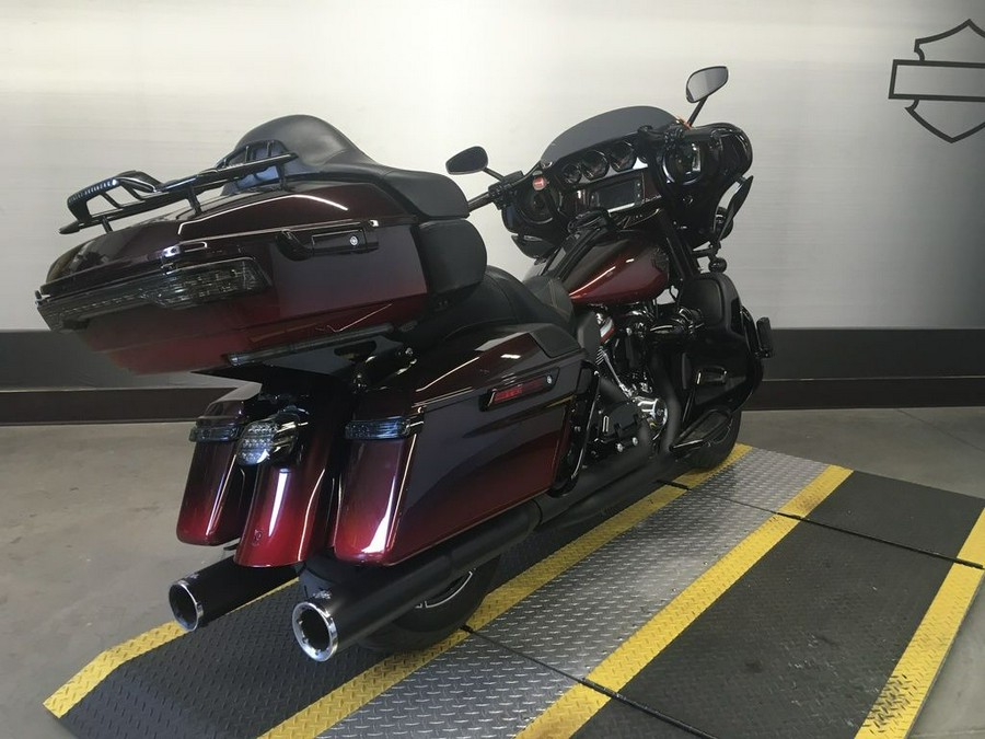 2018 Harley-Davidson® FLHTKSE - CVO™ Limited